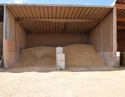 commodity bay storage